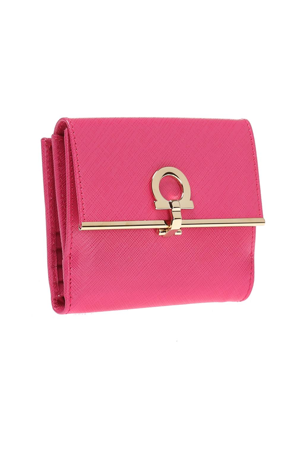 Ferragamo pink outlet wallet